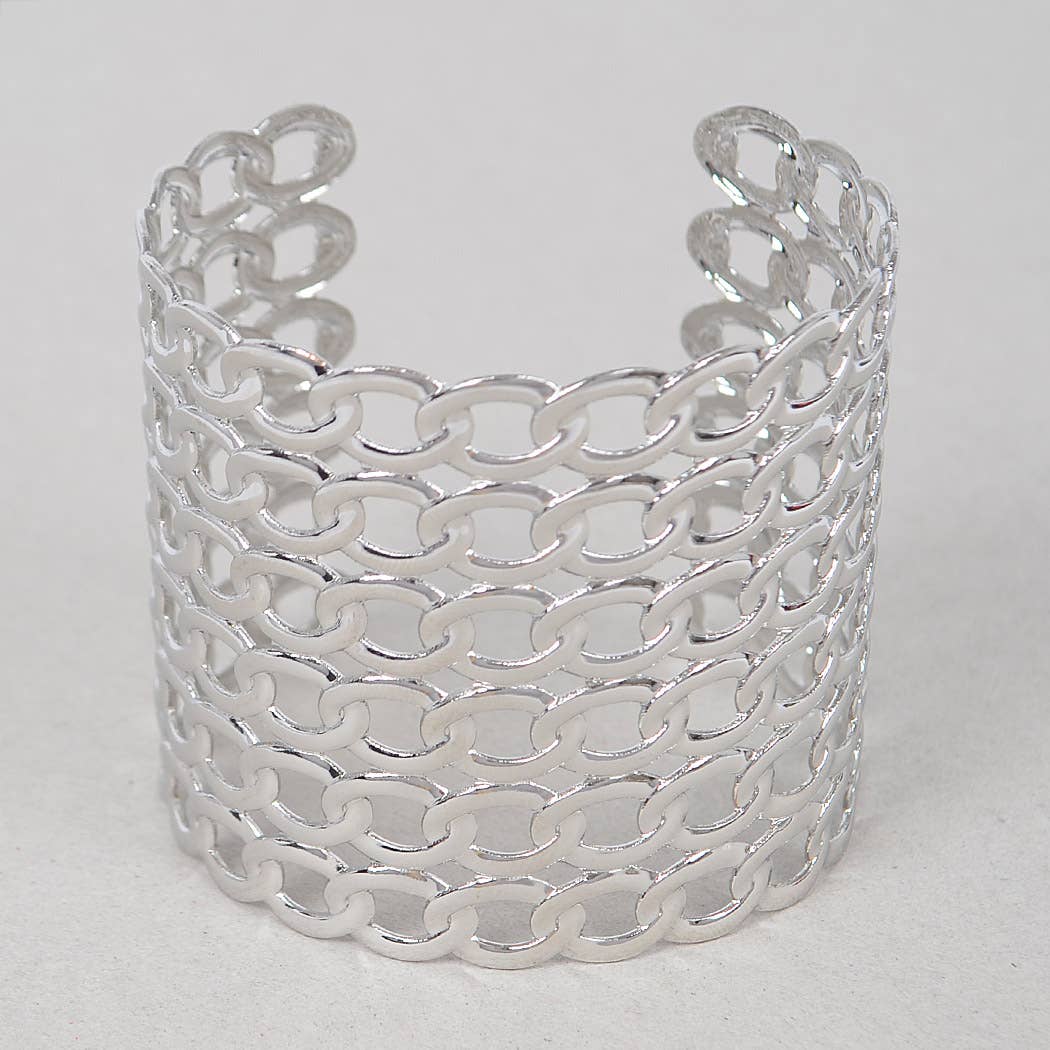 The Valencia Wide Chain Cuff