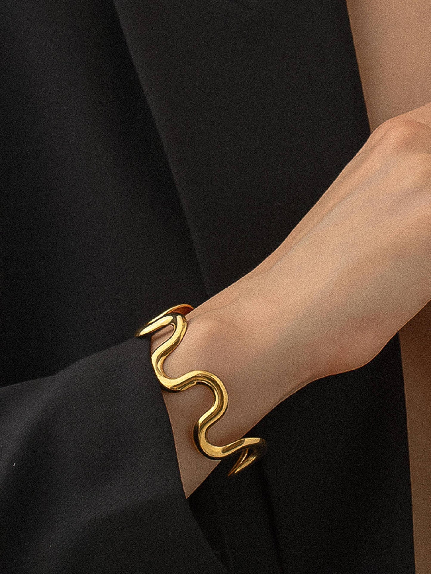 The Dali Melt Cuff
