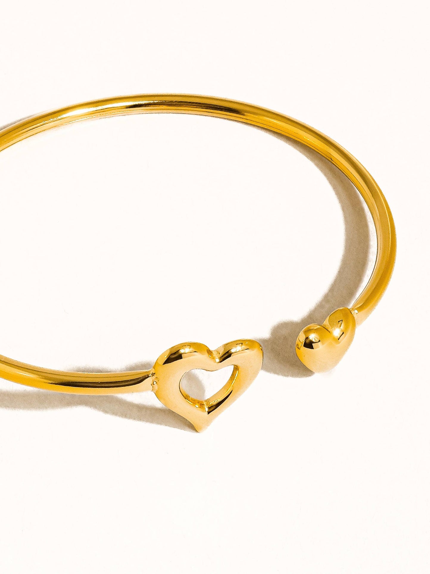 Helena Heart Bangle