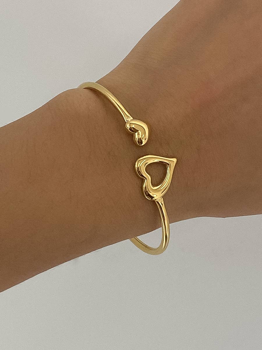 Helena Heart Bangle