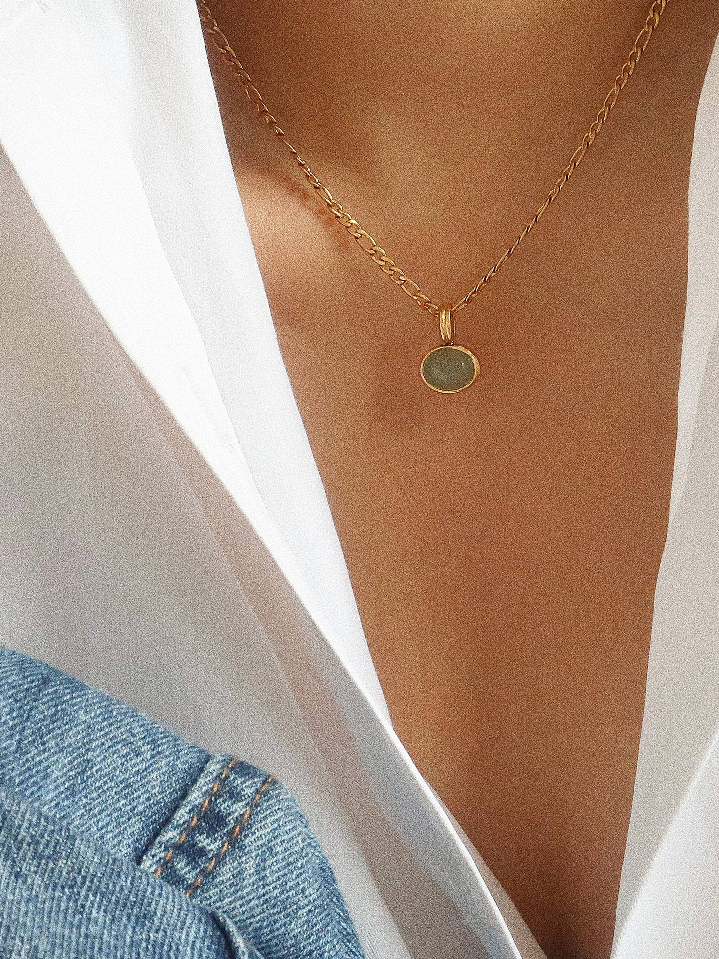 Meadow Stone Pendant Chain Necklace